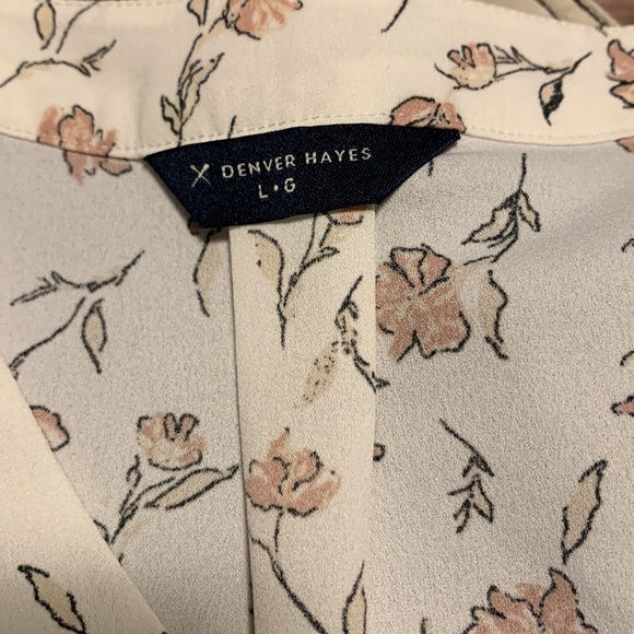 Off white blouse with soft pink flowers - Picture 3 of 4